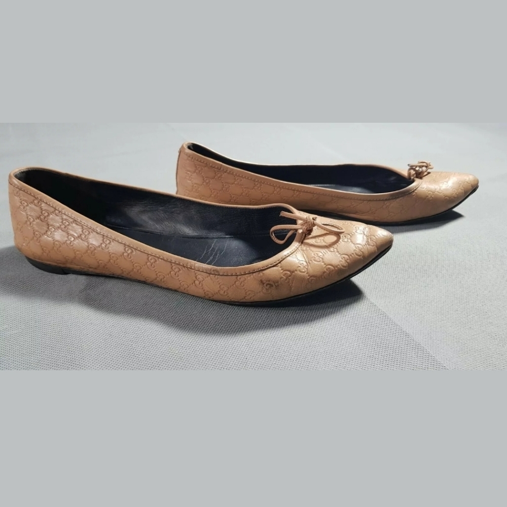 Gucci flats